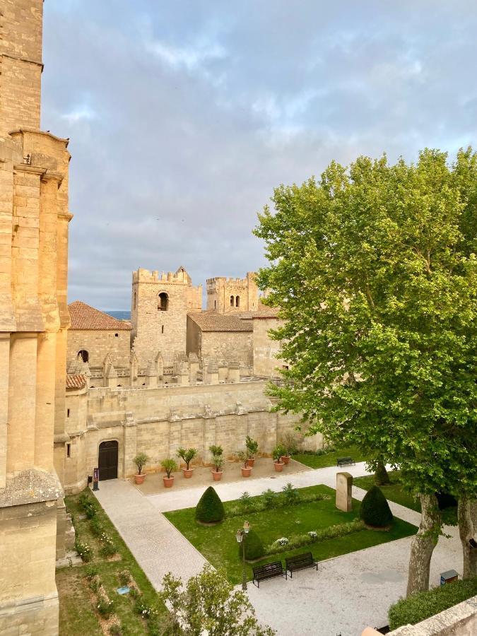 Tresors De La Cathedrale, Maison De Ville Sur 4 Niveaux ناربون المظهر الخارجي الصورة